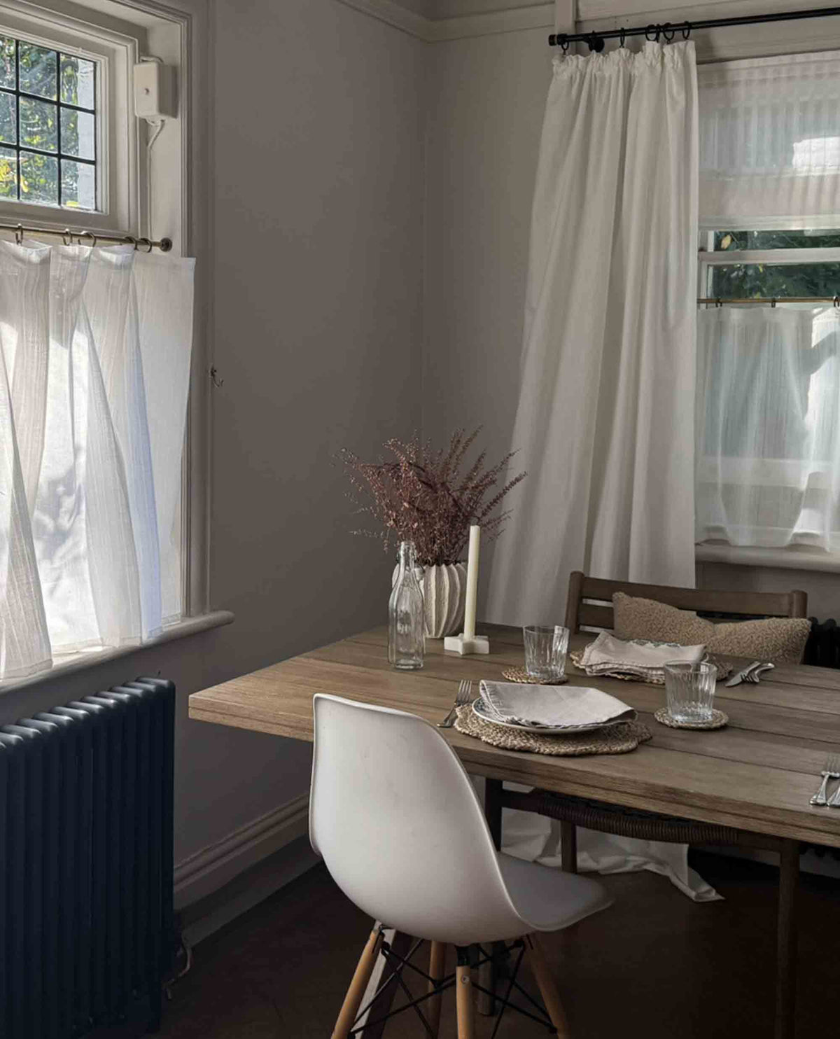 Milos FR Tape Top Cafe Curtain