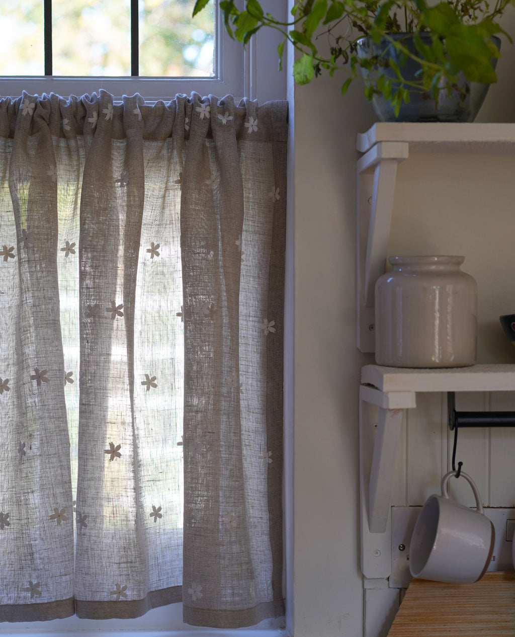 Mitton Daisy Slot Top Cafe Curtain