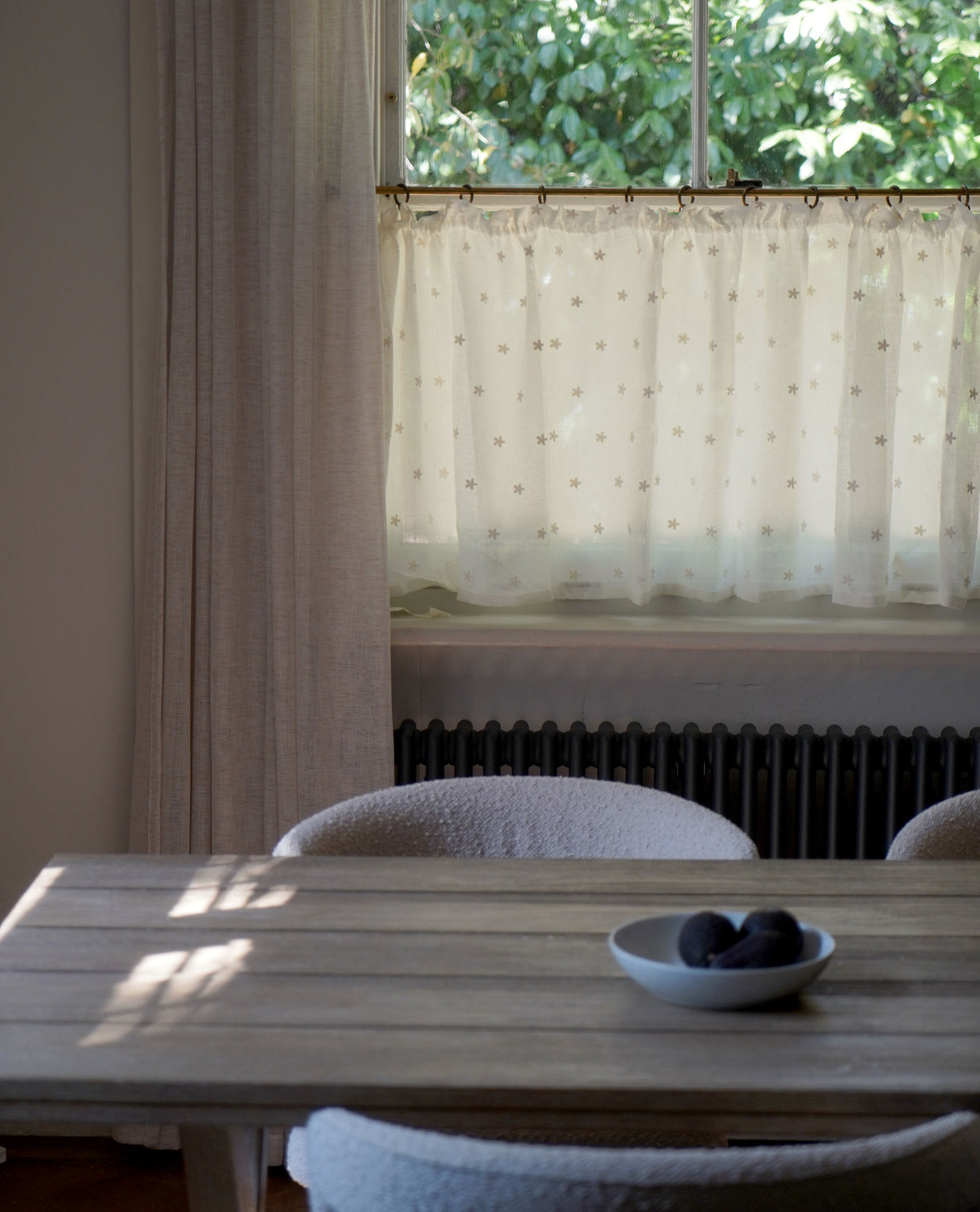 Mitton Daisy Ivory Tape Top Cafe Curtain